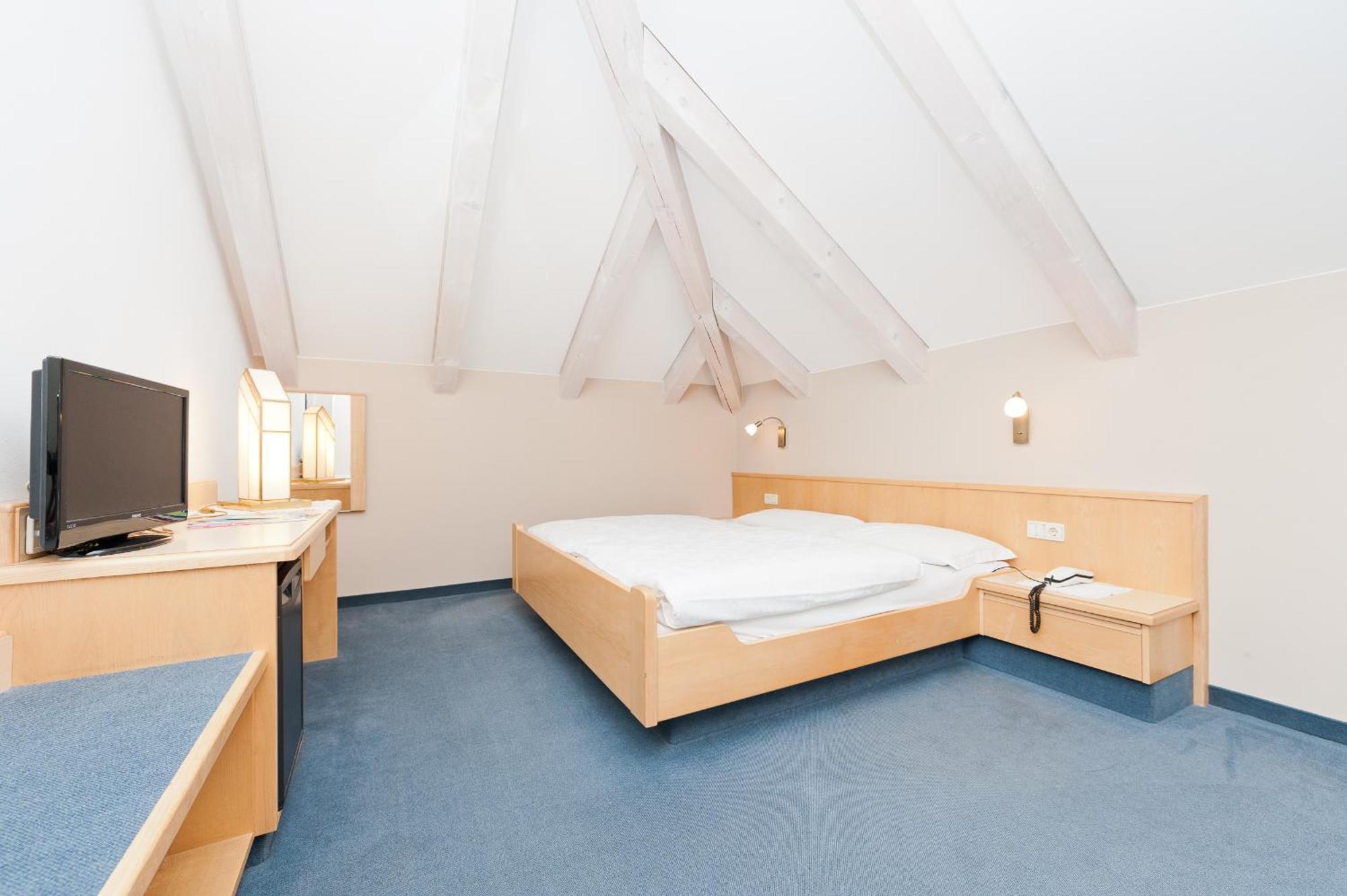 Business Resort Parkhotel Werth Bolzano Esterno foto